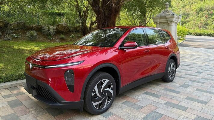 VinFast Limo Green Ngoai that limo green 2 min